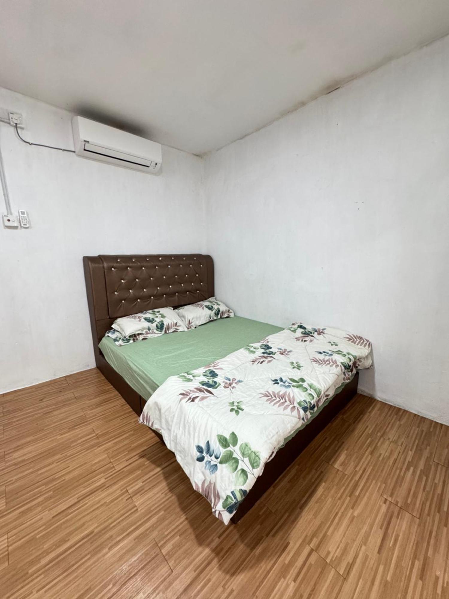 Eyka Roomstay Holiday home